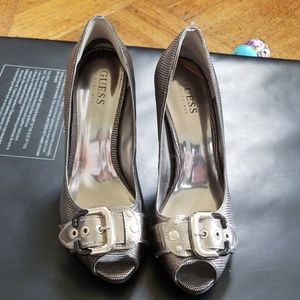 Size 7 Guess Stilleto